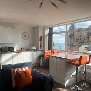 Apartment Harcourt Place, Scarborough